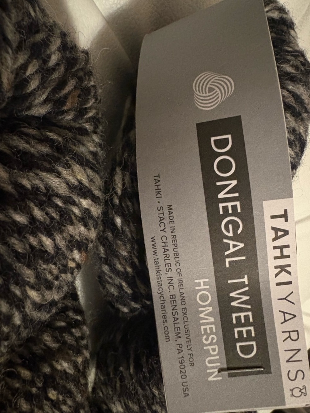 NEW Tahki Black Tweed Donegal Worsted Yarn (1 lot of 4 skeins)